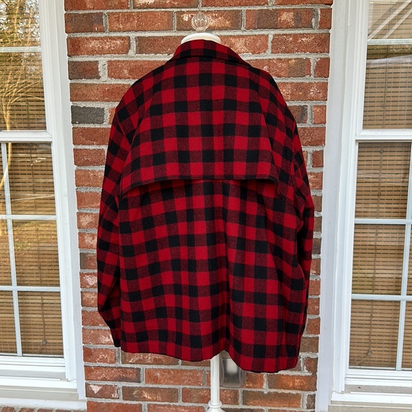 L.L. Bean Men's Maine Guide Zip-Front Jac-Shirt with PrimaLoft - Picture 8 of 12